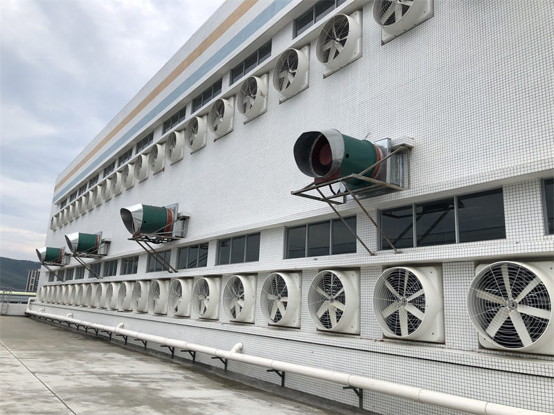 开平塑料膜粘胶制品加工车间环境空间通风降温案例